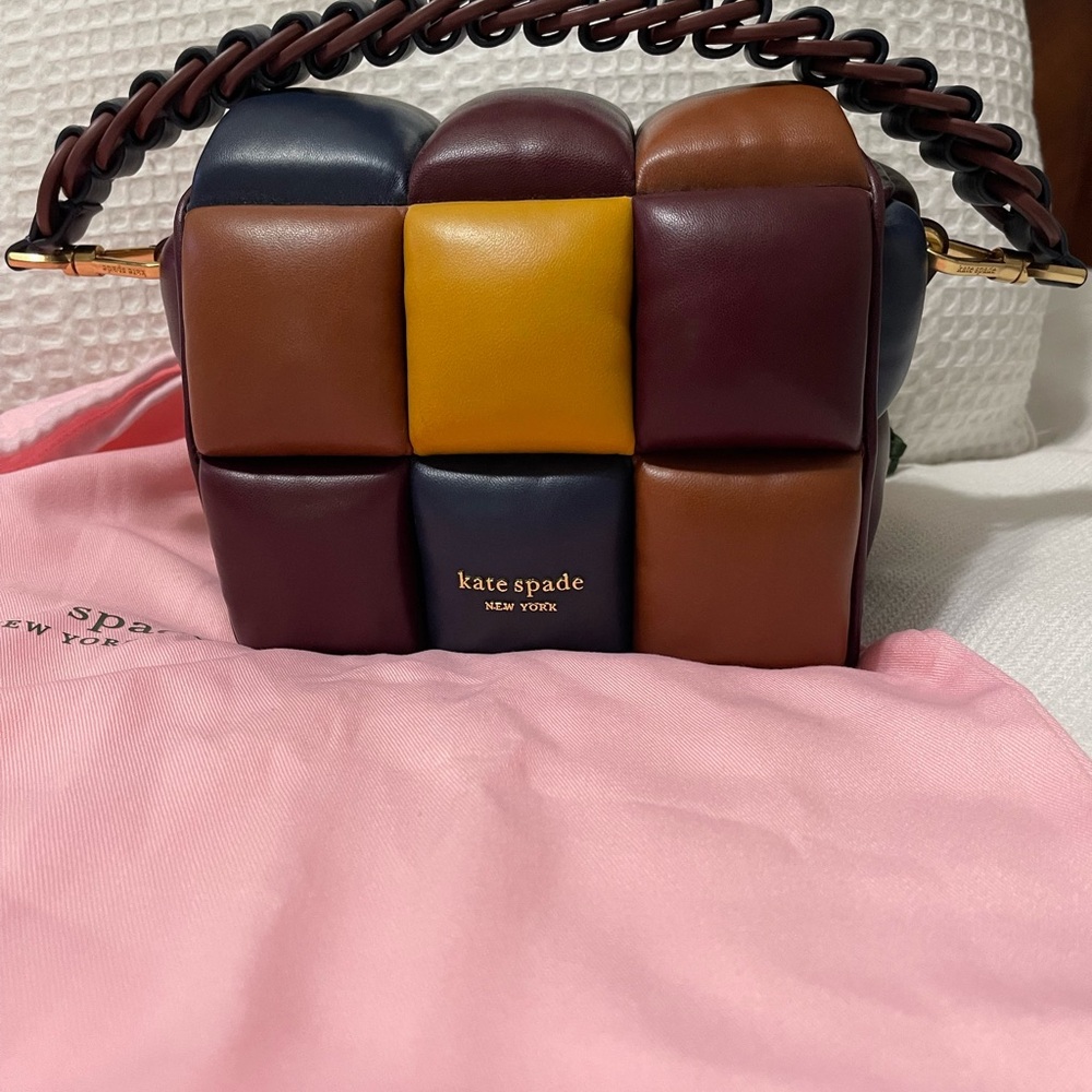 Kate Spade's Boxxy 3D Leather Crossbody